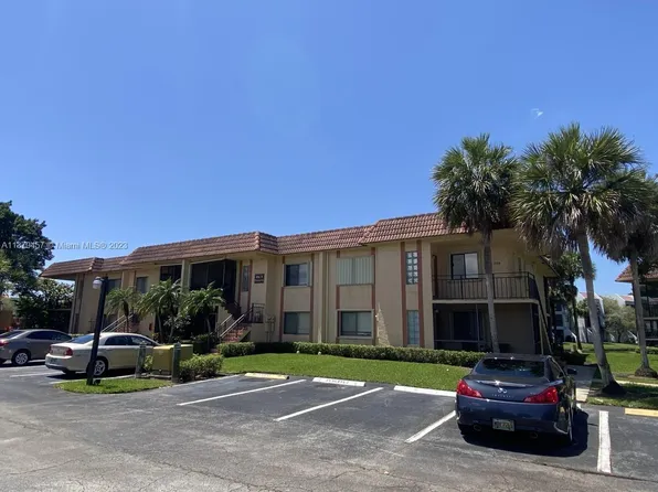 170 Lakeview Dr APT 203, Weston, FL 33326