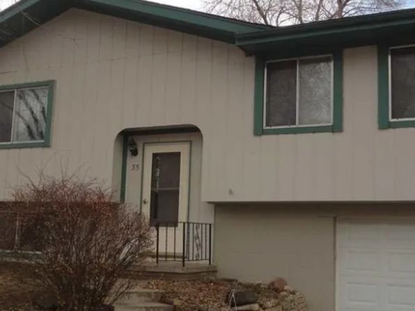35 Redwood Ln