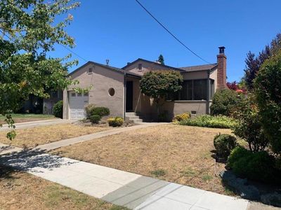 920 Azalea Ave, Burlingame, CA, 94010