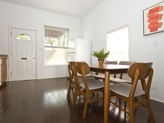 2nd image of 1141 W Belmont Ave #1R