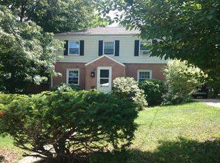 90 Summit Ave, Brookline, MA 02446