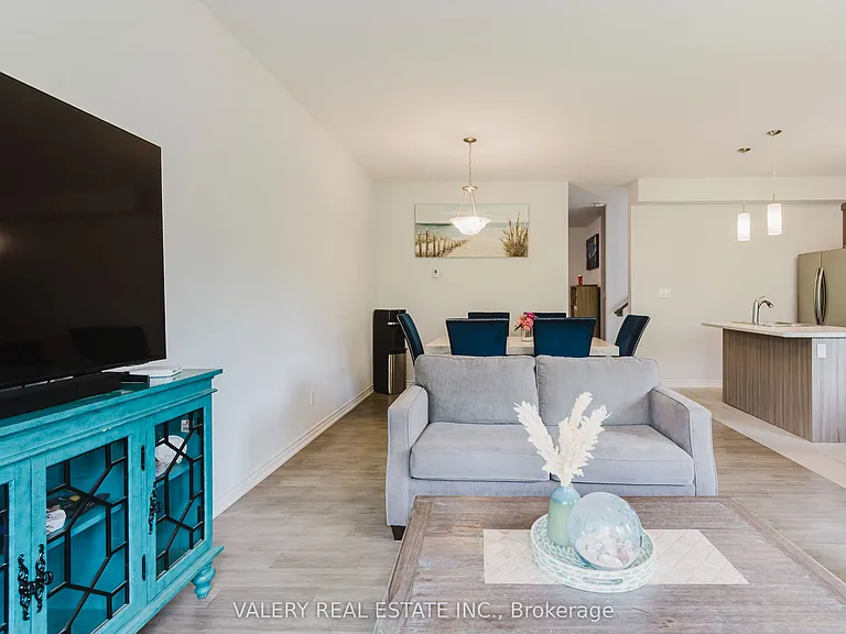 133 Caroline St — Photo 11