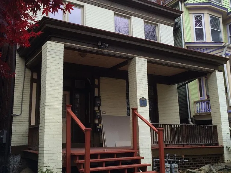 417 Kelly Avenue - Front Porch