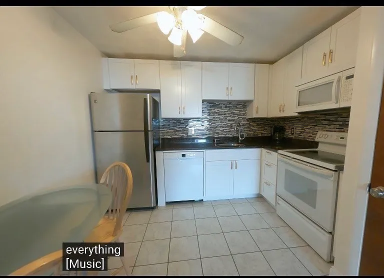 141 Pierce St #12 — Photo 8