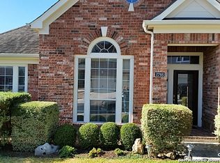 2746 Summit Vw, San Antonio, TX 78261