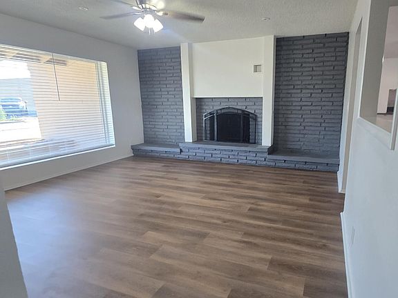 4th image of 2644 W CORRINE Drive