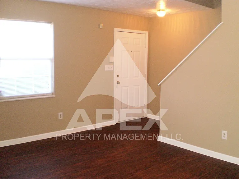 9130 Cedarpark Ln — Photo 6
