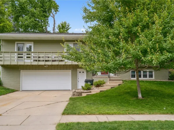 507 Lawndale Dr SE, Cedar Rapids, IA 52403