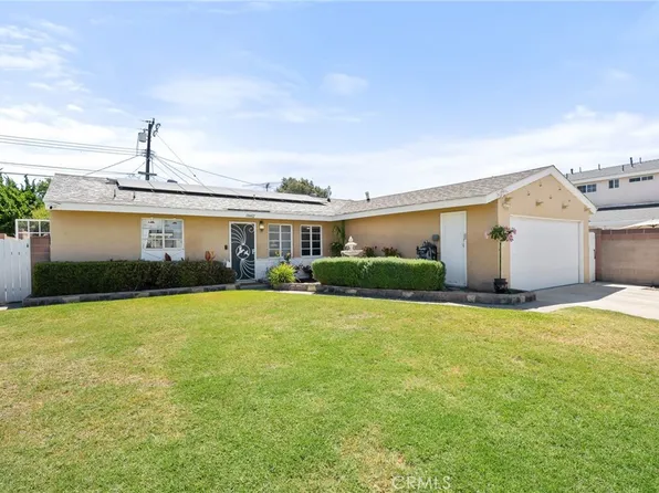 10402 Lorraine Ln, Cypress, CA 90630