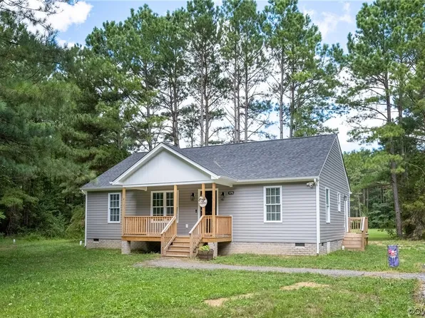 10796 Harrison Lake Dr, Charles City, VA 23030