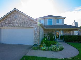 11238 S 280th East Ave, Coweta, OK 74429