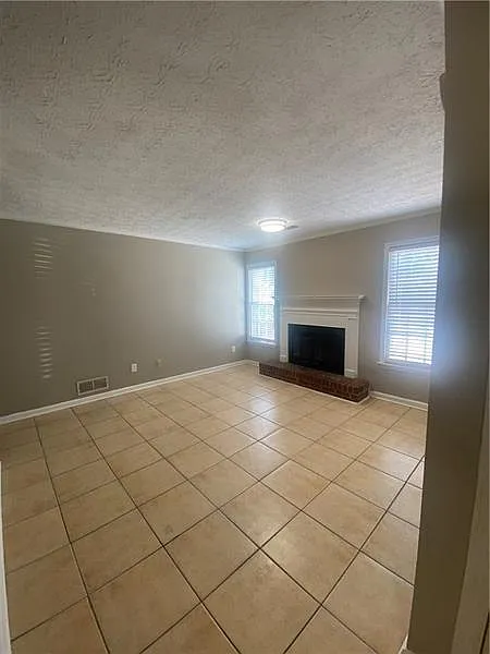2 bed, 2.5 bath, $1,450 — Photo 3