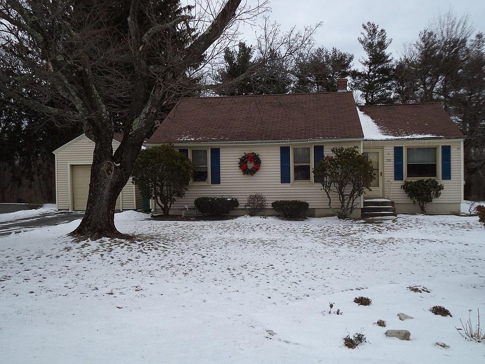 2nd image of 190 Brattle St