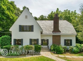 29 Chester Pl, New Rochelle, NY 10801