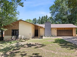 904 W 17th Ter, Russellville, AR 72801