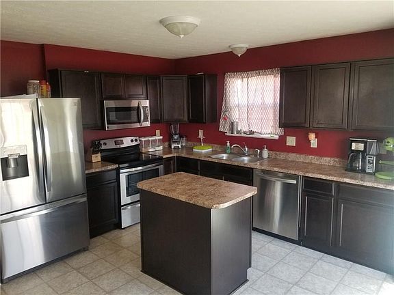 3rd image of 2229 Jaybird Dr