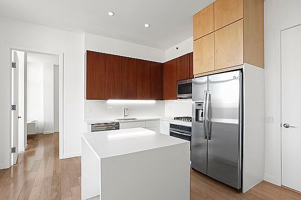 1st image of 47-09 5th St #302