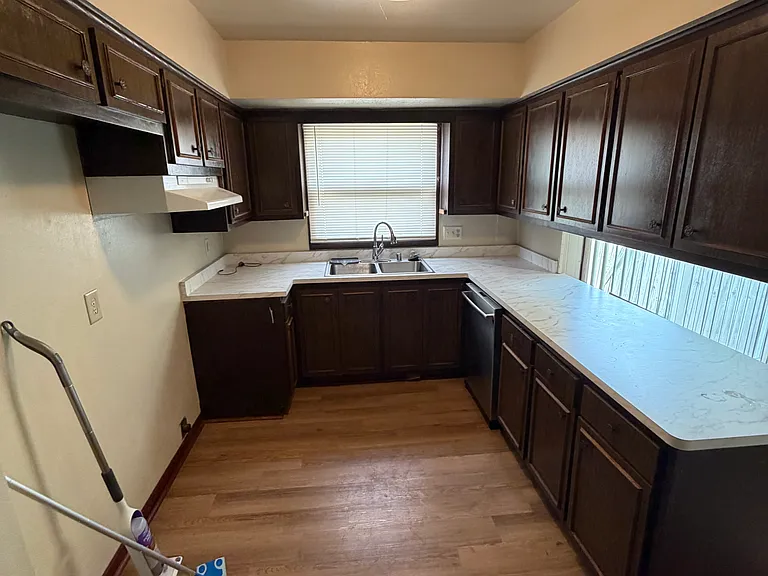 10207 W Kiehnau Ave — Photo 4