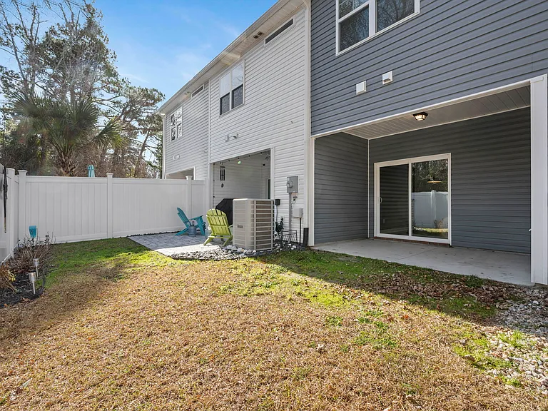 4 Catalina Cir #4 — Photo 10