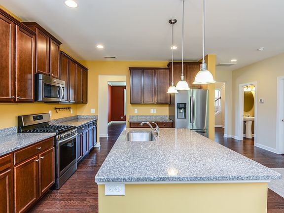 2nd image of 4714 Myra Glen Pl