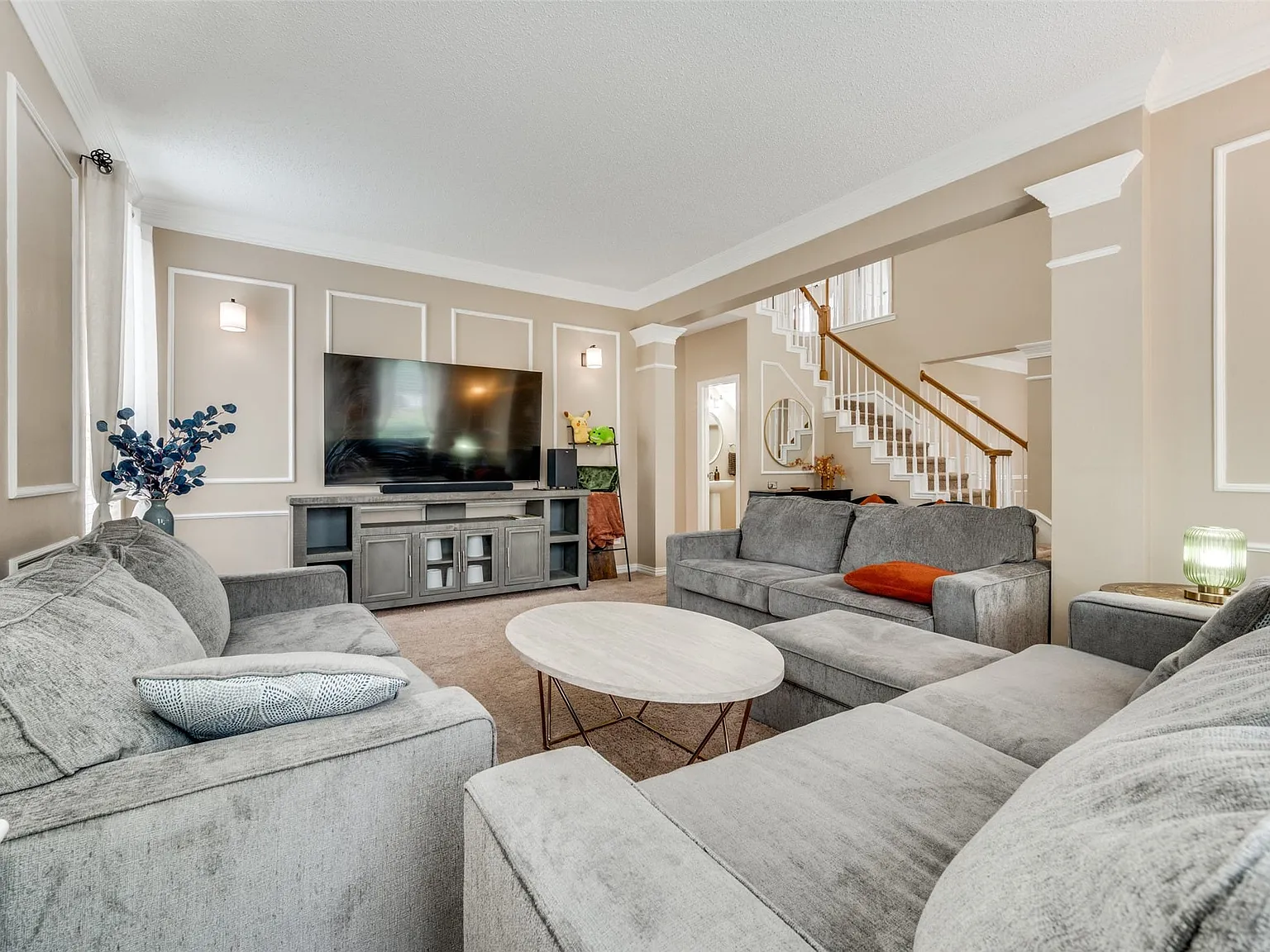 4 bed, 2.5 bath, 2616 sqft, $3,195 — Photo 3