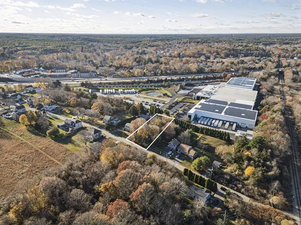 20 Brewster Ave, Kingston, MA 02364