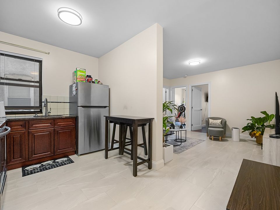1st image of 9407 5th Ave APT 2F