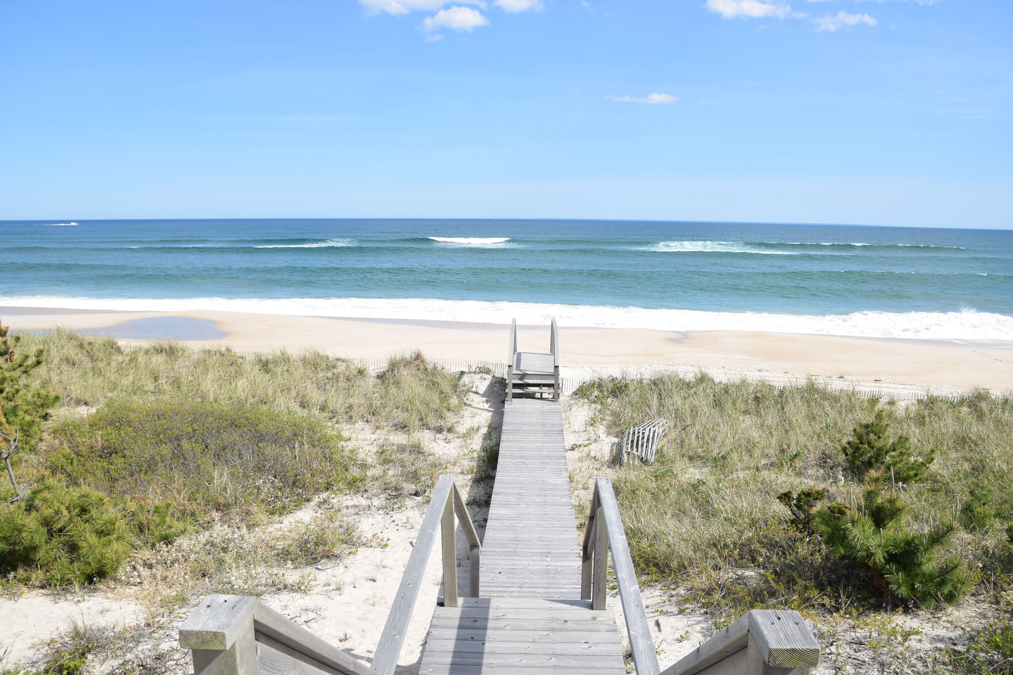 43 Dune Rd, Quogue, NY 11959 Out East