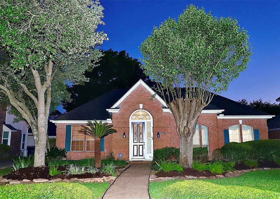 1st image of 19407 Shawnway Ln