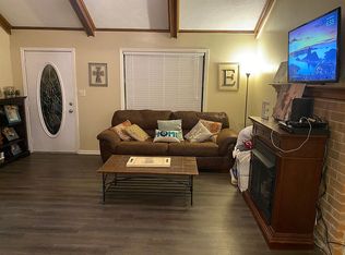 121 Wanda Ln, Columbus, MS 39705