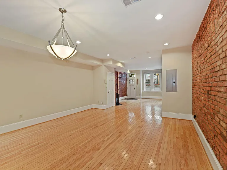 Living / Dining