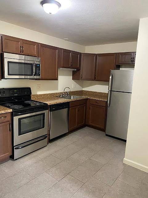 1st image of 111 Essex St #2