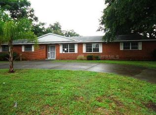 9828 Morningside Dr, Leesburg, FL 34788