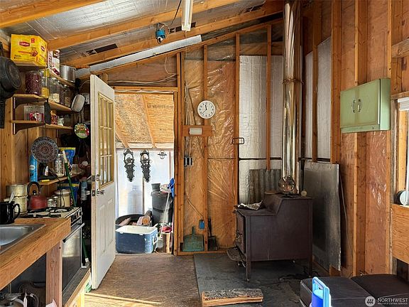 4th image of 33 Perelandra Cir
