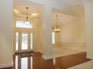 10248 Cypress Lakes Dr, Jacksonville, FL 32256