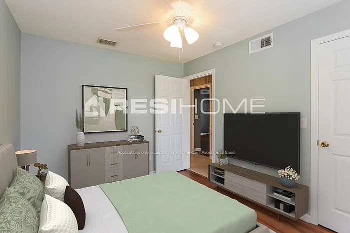 10334 Bradley Rd — Photo 8