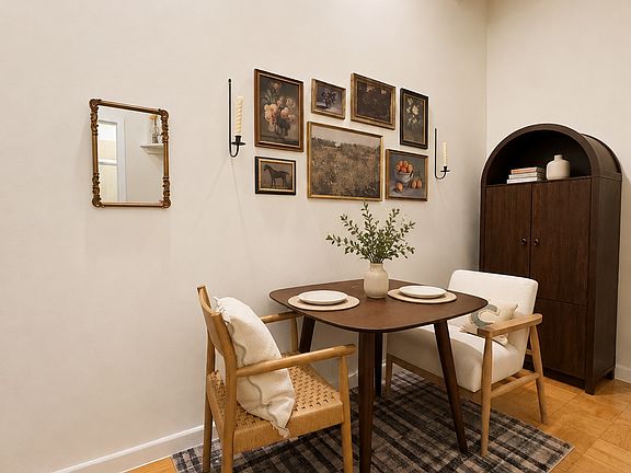 4th image of 30 Christopher St APT 1D