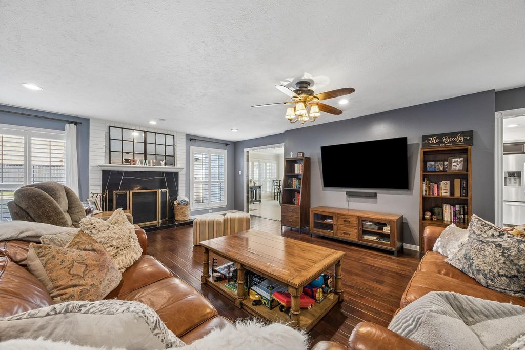 Apartment in Pearland, Green Tee Terrace - View 2