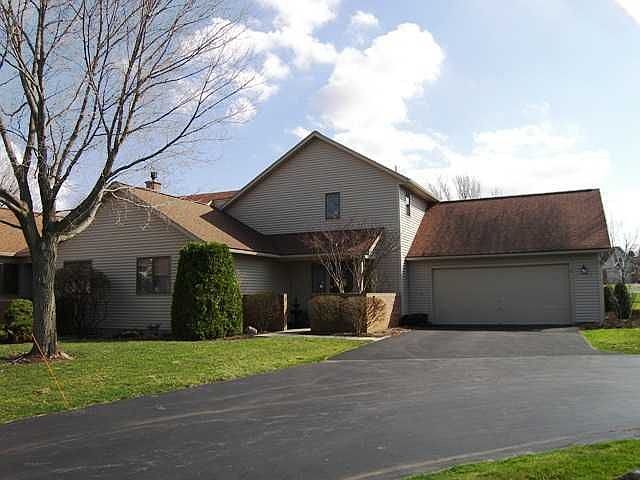 1st image of 2 Stonington Dr