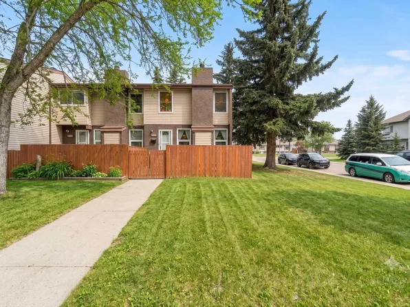 17118 108th St NW, Edmonton, AB T5X 3C6