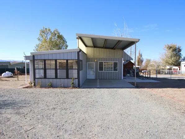 72 Mountain Ln, Yerington, NV 89447
