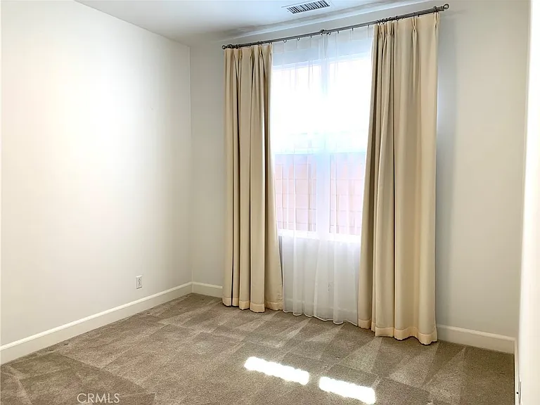 107 Yuba — Photo 45