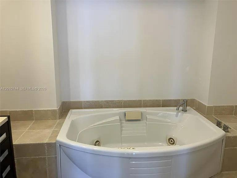 18201 Collins Ave #3708 — Photo 23