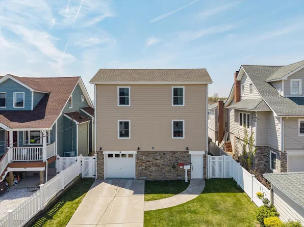 19 West Avenue, Lawrence, NY 11559