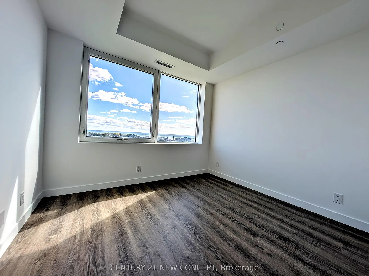2 bed, $2,350 — Photo 2