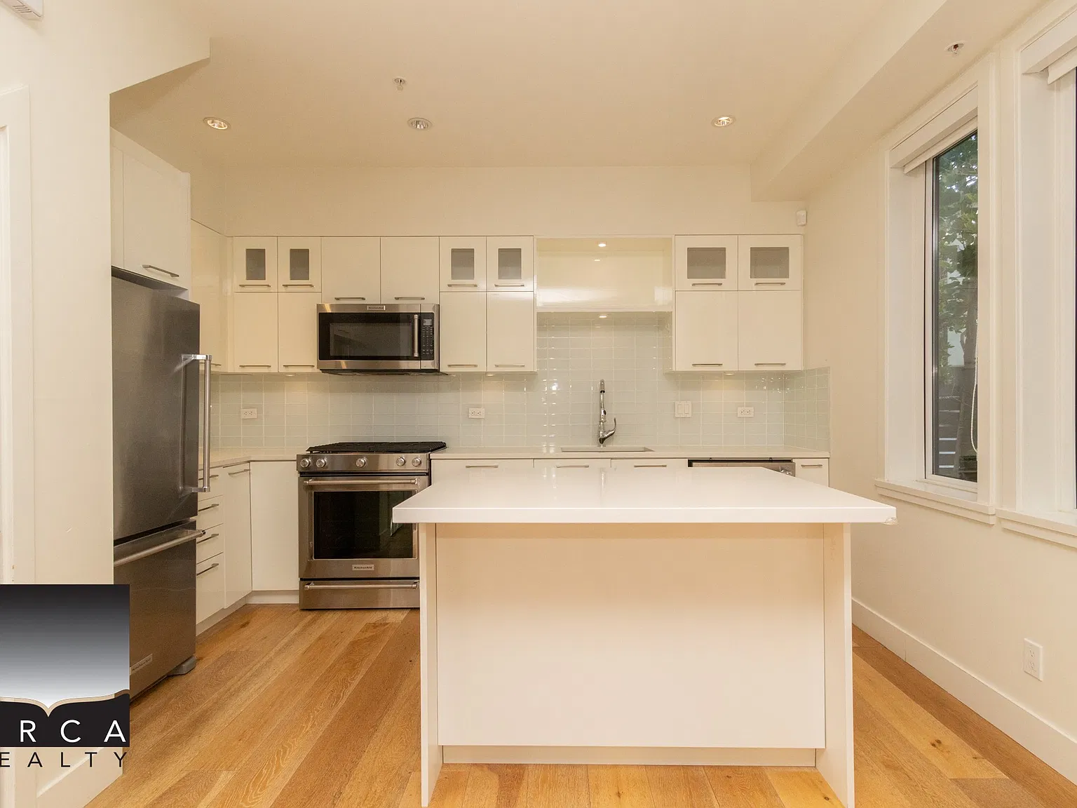 1078 Nicola Street, Vancouver — Photo 4