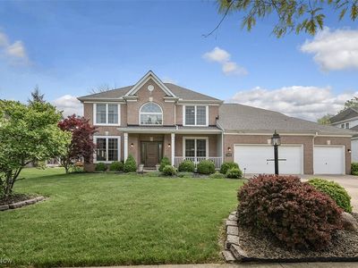 15239 Old Oak Dr, Strongsville, OH, 44149
