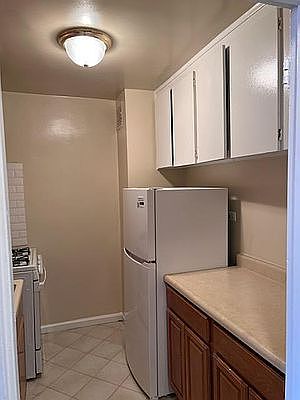 4th image of 164-30 Hillside Ave #8E