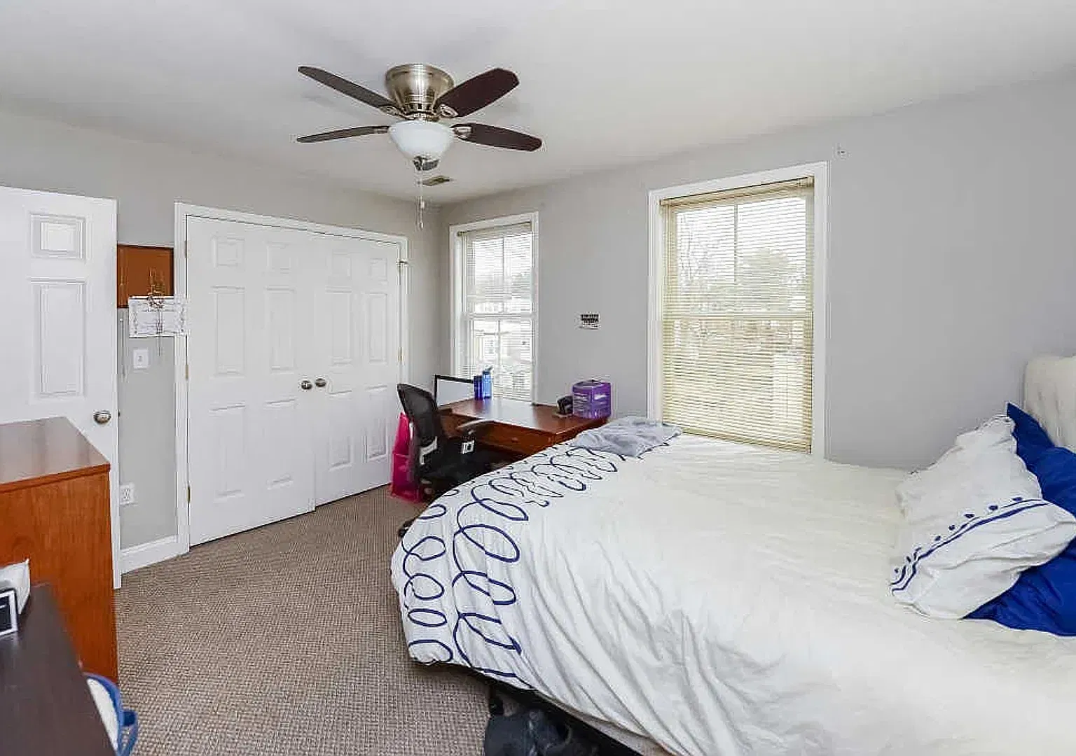 Three Bed Manayunk Townhome — Photo 4