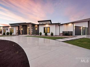 542 Joy Ave, Middleton, ID 83644